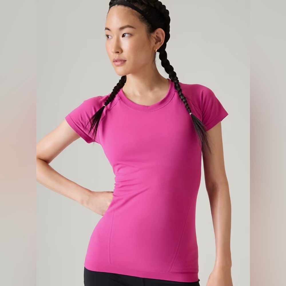 Athleta Momentum Seamless Tee in “Ice Plant Pink”